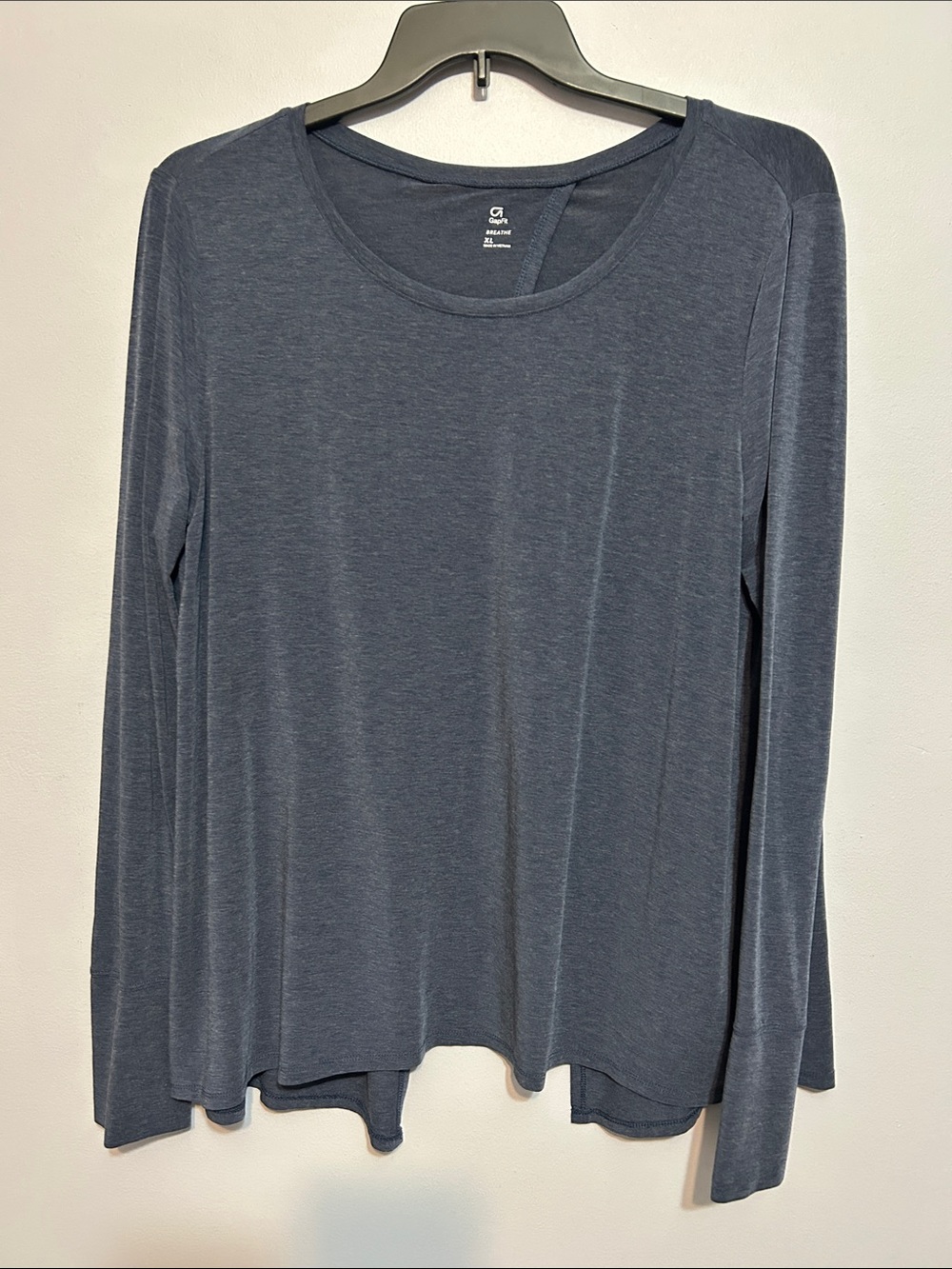 Gap Fit Breathe Top